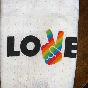 LOVE  dish towels